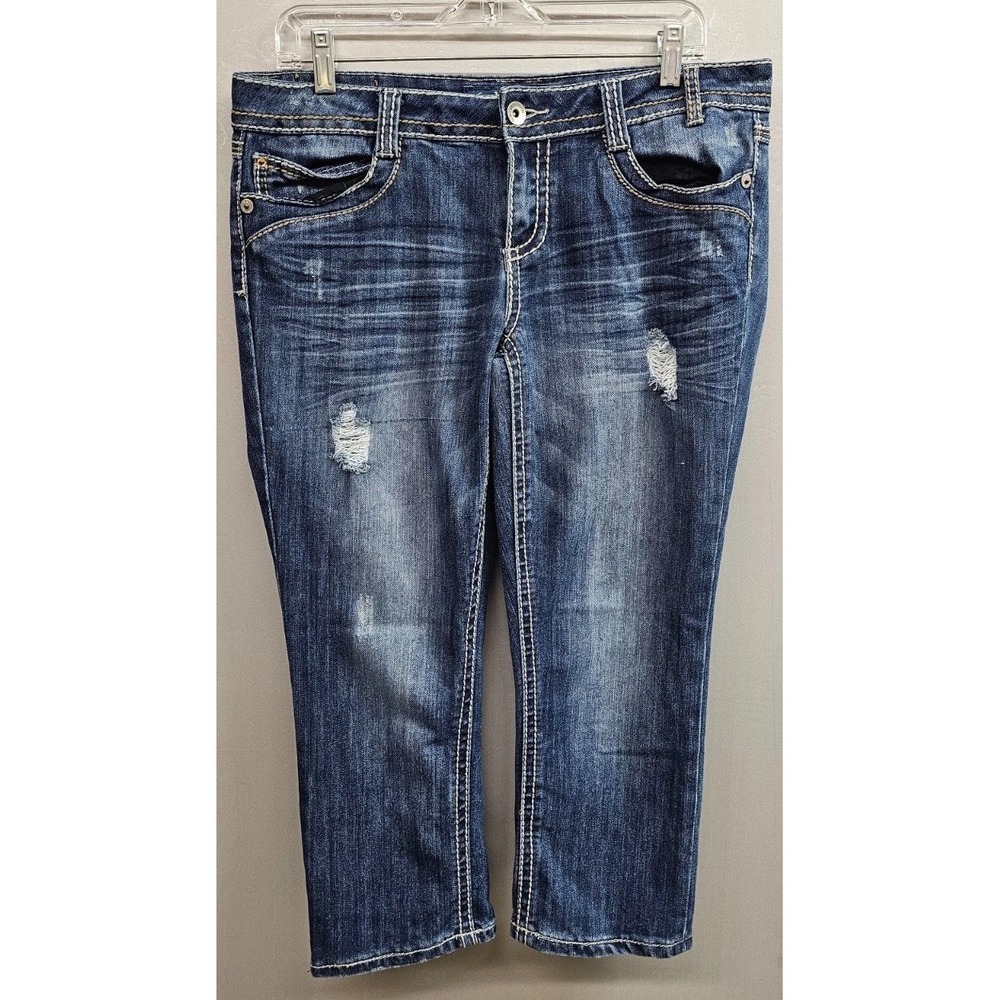 YMI Capri Jeans Womens 11 Blue Denim Cotton Pockets Distressed Everyday Wear